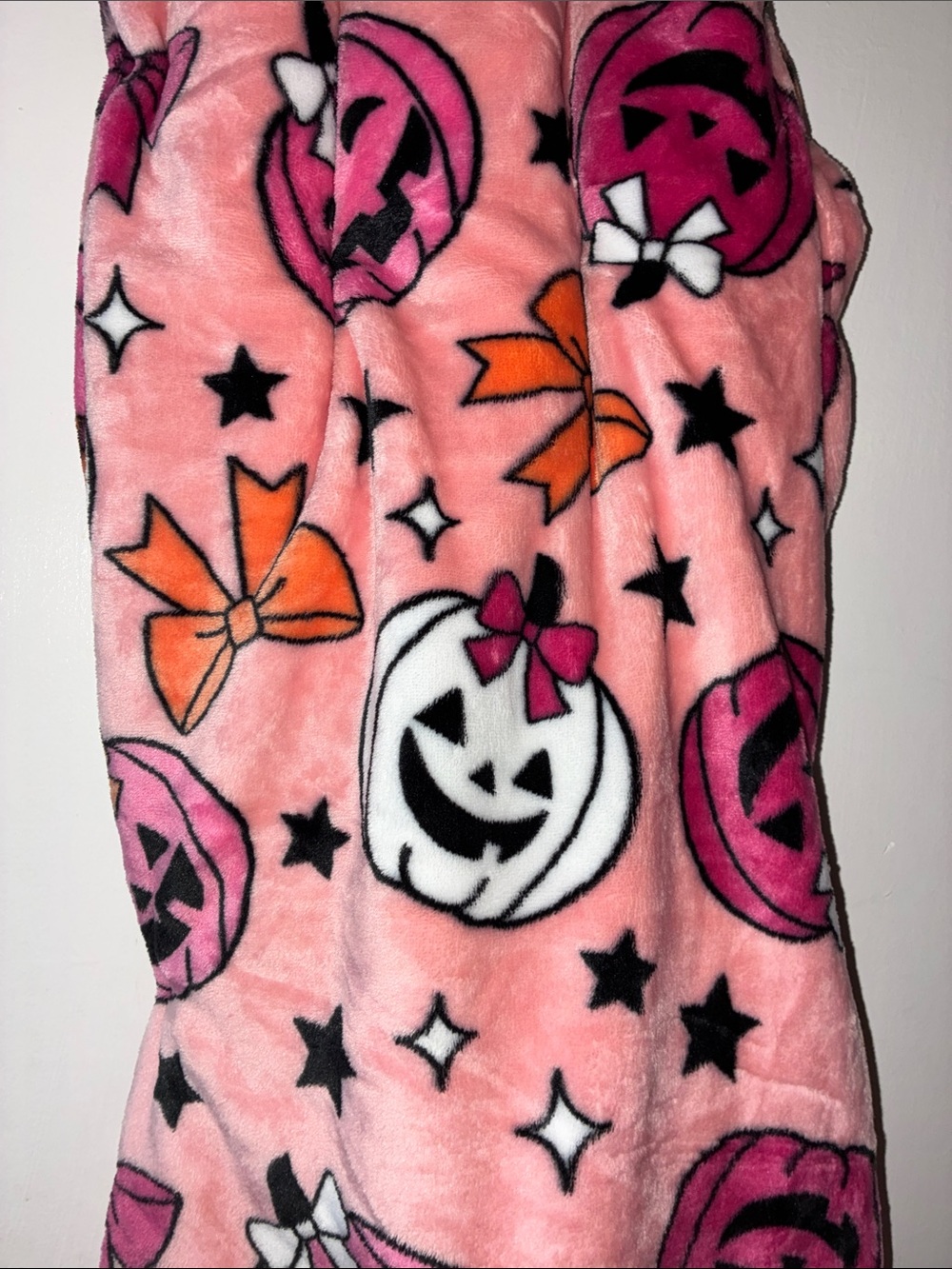 Oversized plush pink pumpkin throw blanket